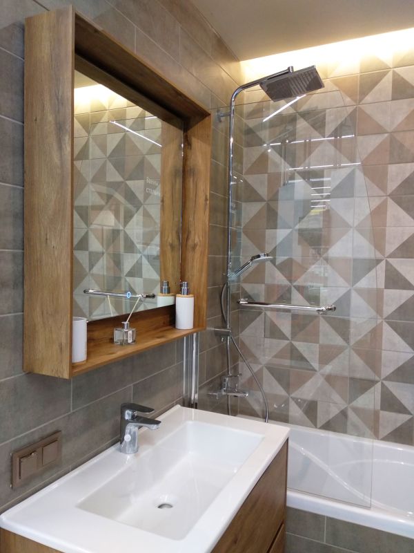 Decorative Tile Walls